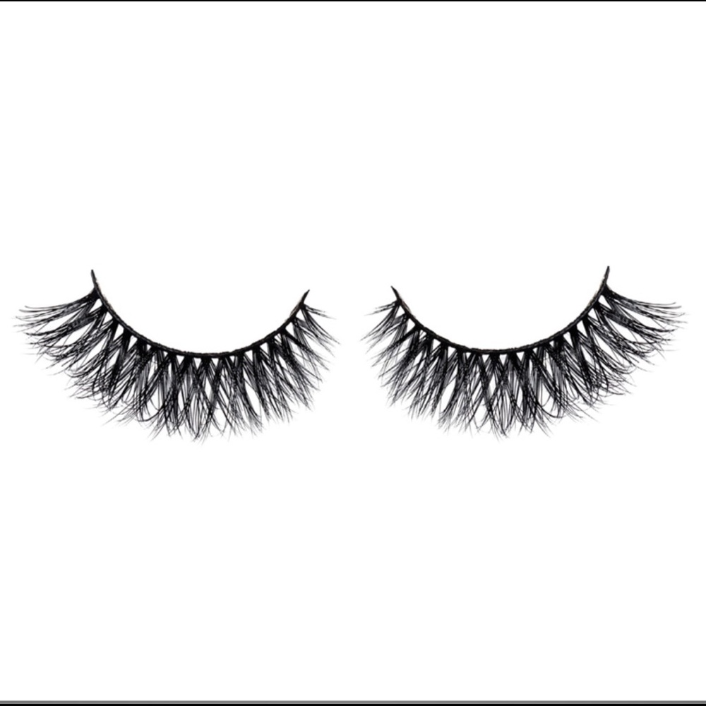 Lilly lashes in style Alina